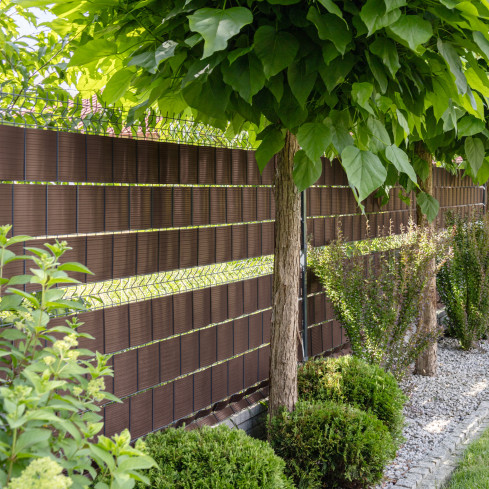 Taśma Ogrodzeniowa Quest® Lux  900 g/m2, 19cm brązowa RAL 8017