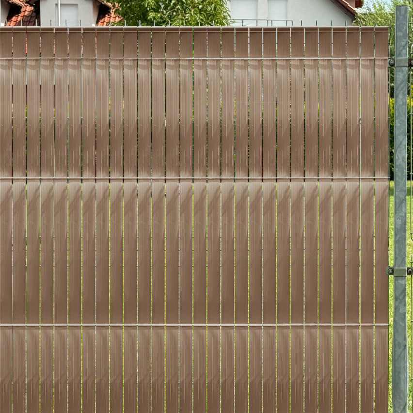 Taśma ogrodzeniowa PCV - wąska, pionowa listwa do ogrodzeń panelowych, do przetłoczeń, 900 g/m2, beż RAL 1019