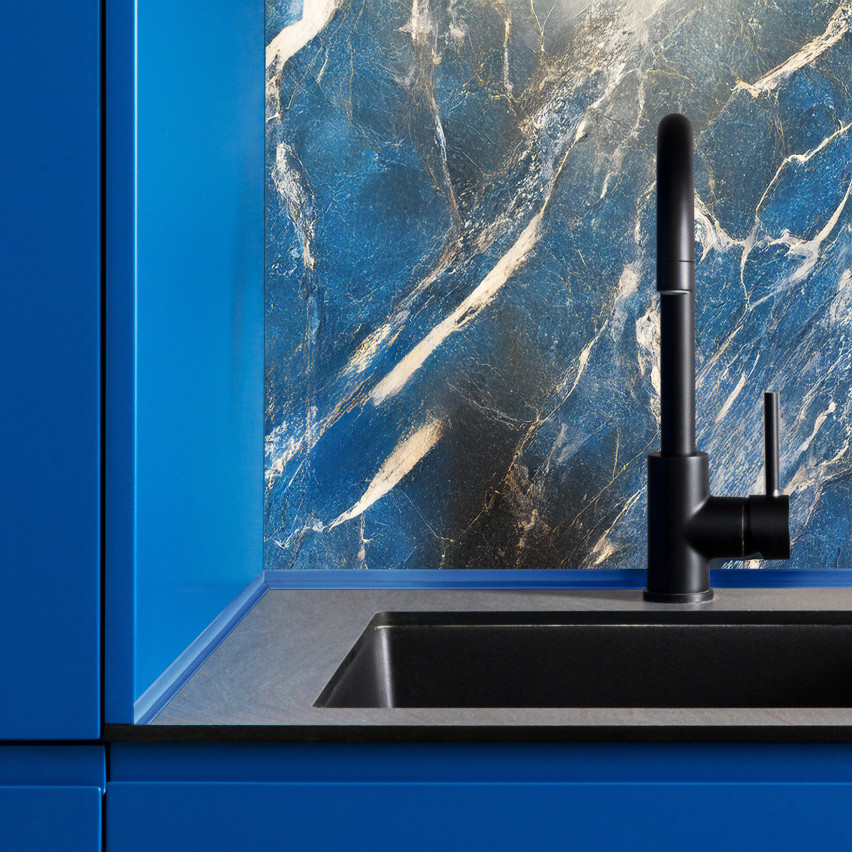 Listwa wykończeniowa samoprzylepna piaskowy PCV 