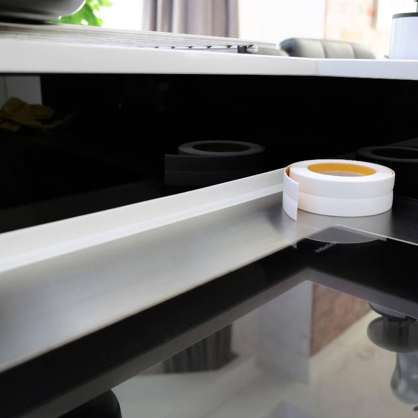 Listwa wykończeniowa samoprzylepna szary PCV 