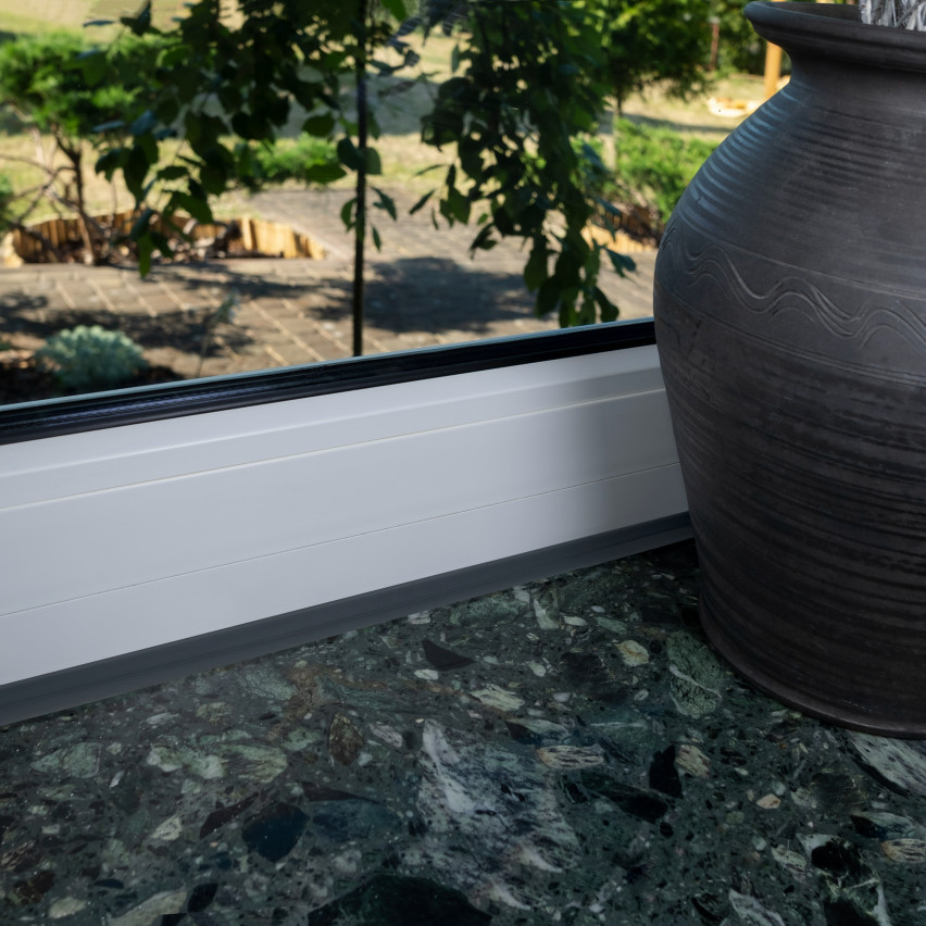 Listwa wykończeniowa samoprzylepna brzoza PCV 