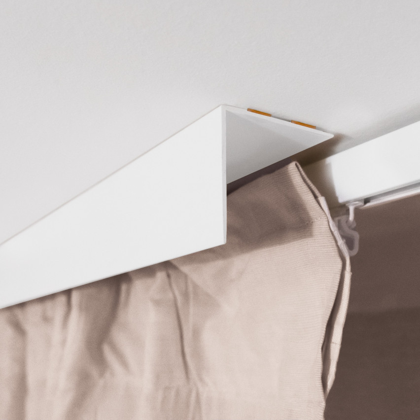 Listwa karniszowa czarna 2m