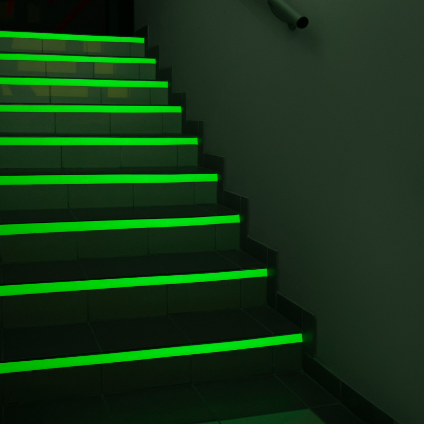 Listwa fluorescenyjna na rolce samoprzylepna, 5m