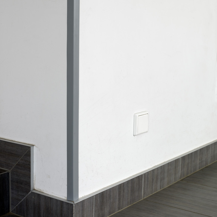 Kątownik miękki PCV - KM - szary 