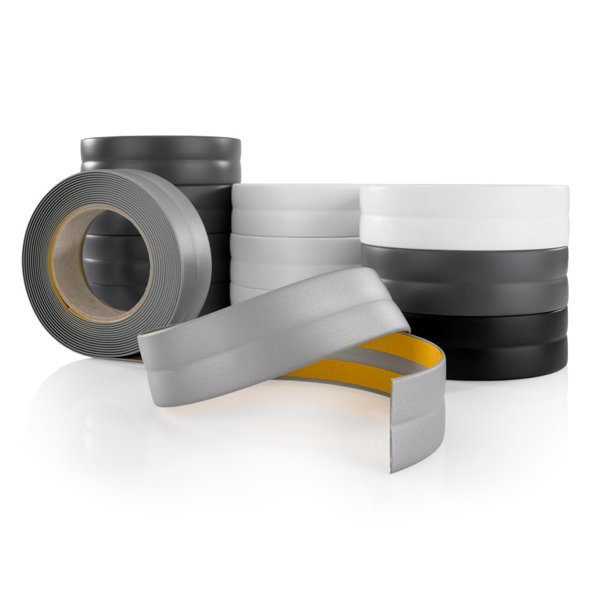 Listwa wykończeniowa samoprzylepna czarna PCV